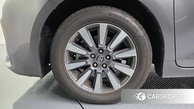 Toyota Sienna id 4581865 из Кореи 28