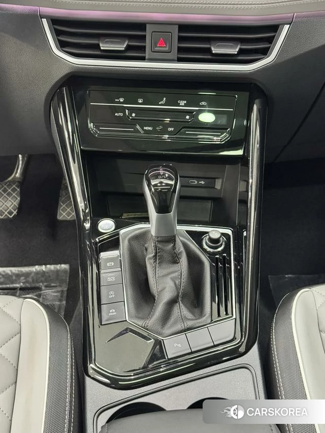 Volkswagen Tanyue 2024 Белый из Китая, фото 6