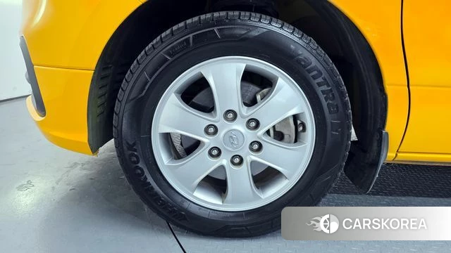 Hyundai The New Grand Starex id 4187889 из Кореи 15