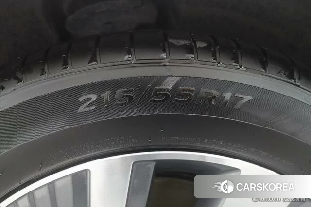 Volkswagen Passat PHEV id 4210577 из Китая 19