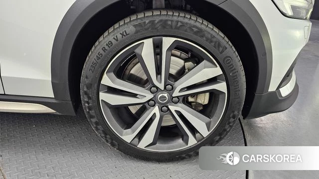 Volvo V60 Cross-Country 2nd Generation id 4330705 из Кореи 25