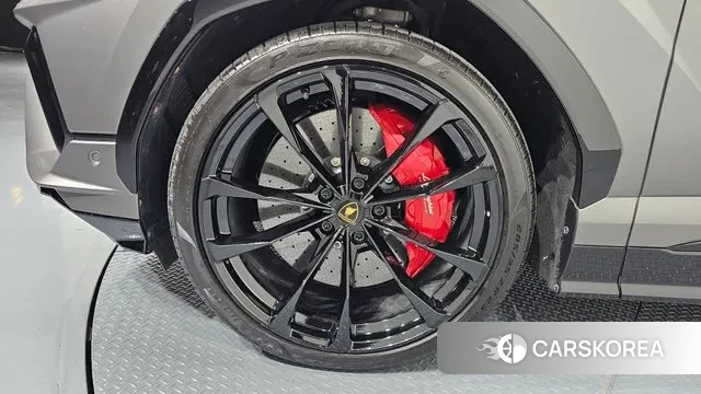 Lamborghini Urus id 3670199 из Кореи 15
