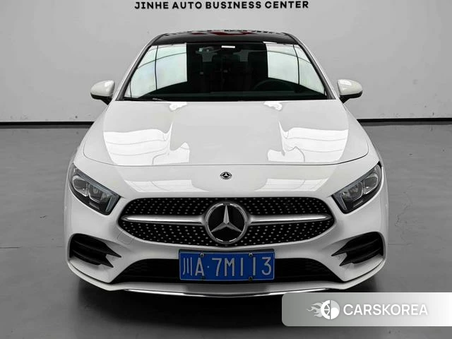 Mercedes-Benz Class A 2022 Белый из Китая, фото 5