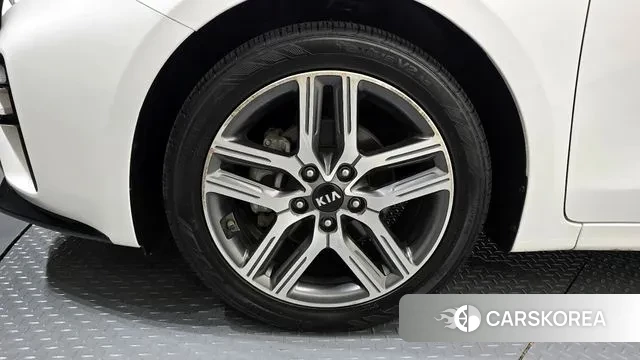 Kia Come New K3 id 3054908 из Кореи 15