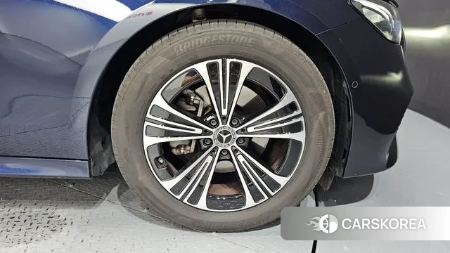 Mercedes-Benz E-Class W214 id 3057798 из Кореи 15