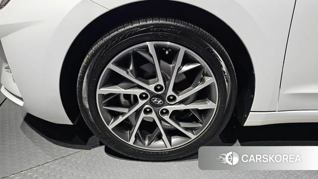 Hyundai The New Avante AD id 3965974 из Кореи 15