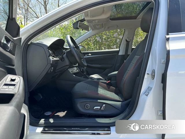 Volkswagen Bora id 4257564 из Китая 15