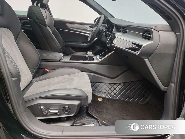 Audi A6L id 4274177 из Китая 27