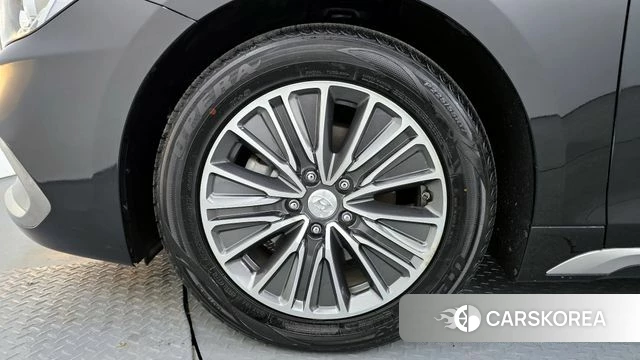 Hyundai Grandeur IG Hybrid id 3900085 из Кореи 15