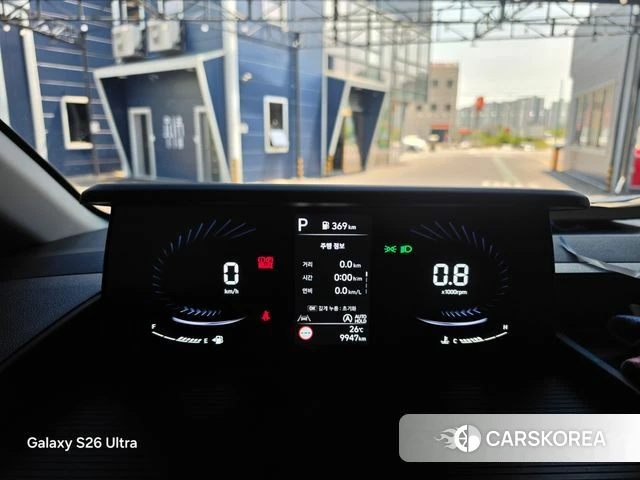 Hyundai The New Staria 2025 Белый из Кореи, фото 5