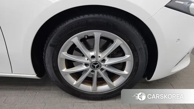 Mercedes-Benz A-Class W177 id 3592858 из Кореи 15