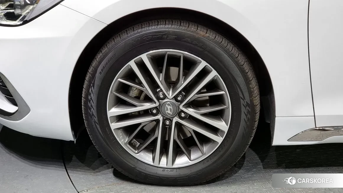 Hyundai Grandeur IG id 1629697 из Кореи 15