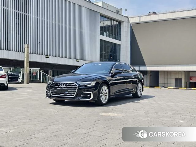Audi A6L id 4353062 из Китая 16