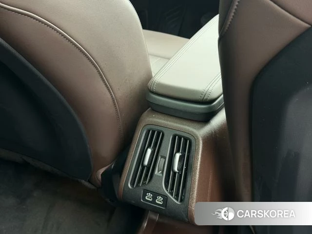 BMW X1 id 4272292 из Китая 23