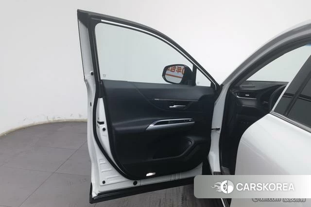 Toyota Ling Fang HARRIER id 4210440 из Китая 20