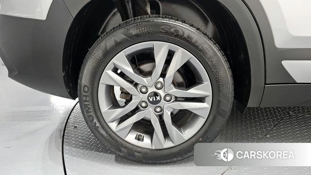 Kia Seltos id 3866974 из Кореи 15