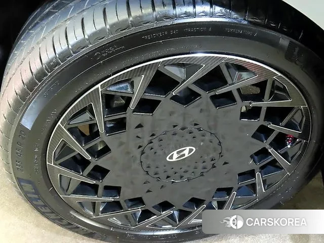 Hyundai Ionic 5 id 3734335 из Кореи 11