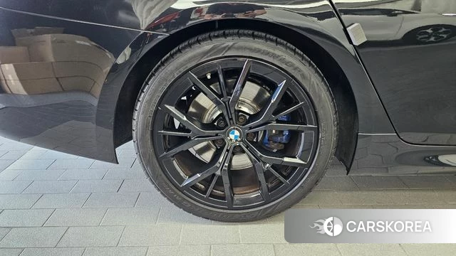 BMW 5 Series (G30) id 4624942 из Кореи 27