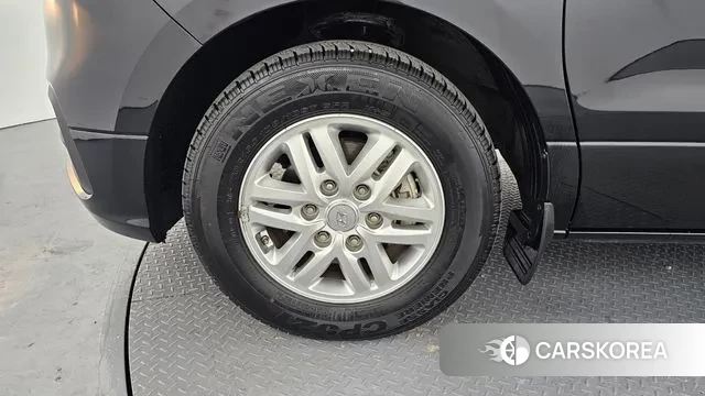 Hyundai The New Grand Starex id 3583151 из Кореи 15