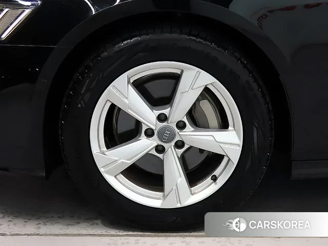 Audi A6 (C8) id 3041398 из Кореи 15