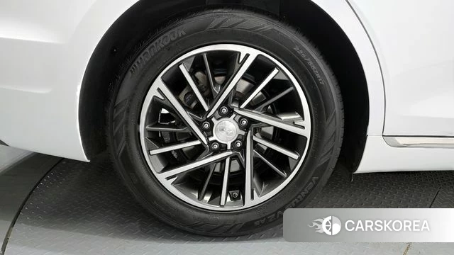 Hyundai The New Grandeur IG id 3953929 из Кореи 15