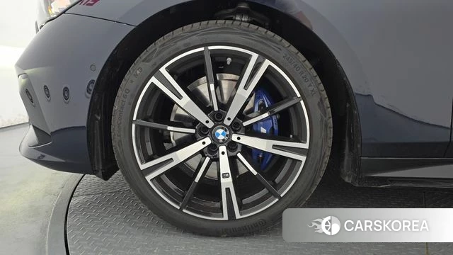 BMW 5 Series (G60) id 4359718 из Кореи 36