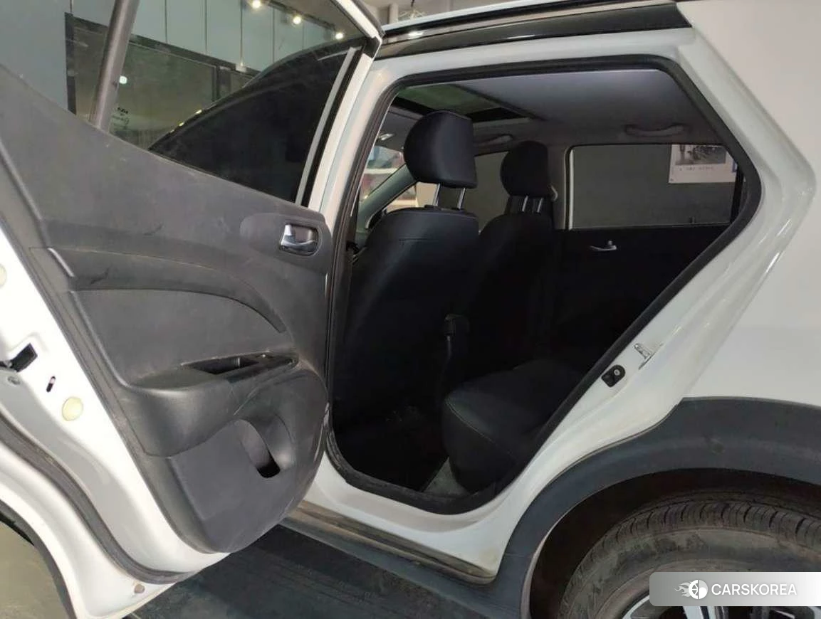 Kia KX1 2021 Белый из Китая, фото 5