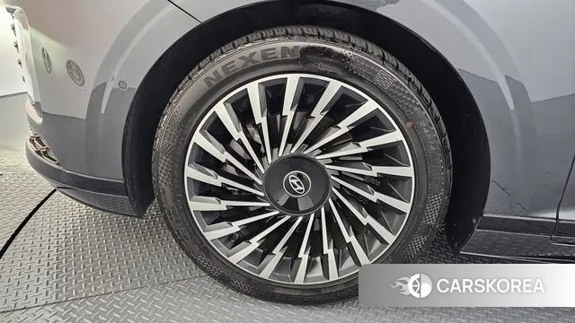 Hyundai Grandeur (GN7) id 3544988 из Кореи 15