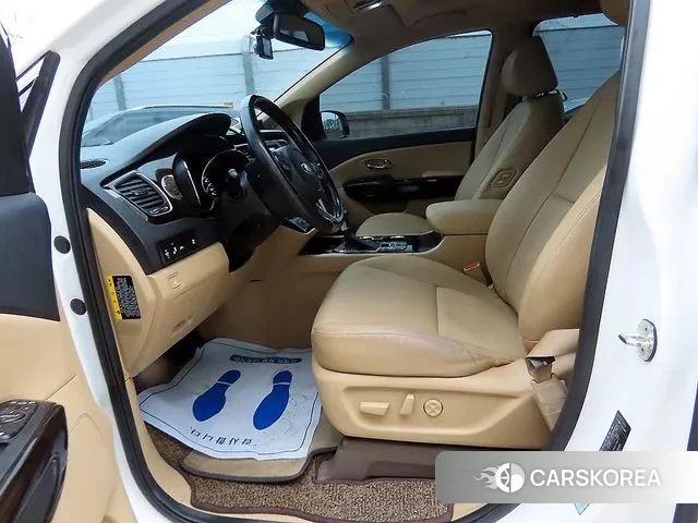 Kia The New Carnival id 3681976 из Кореи 15