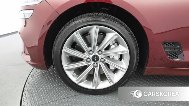 Genesis The New G70 id 3902387 из Кореи 15