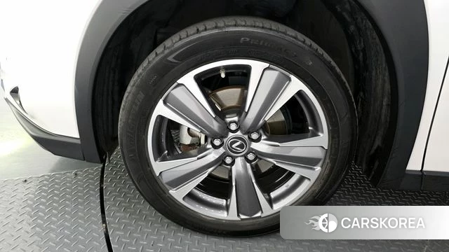 Lexus UX300e id 4395677 из Кореи 15