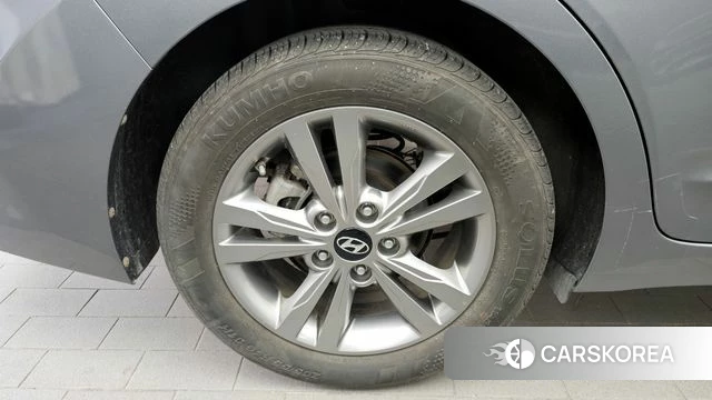 Hyundai Avante AD id 3925169 из Кореи 15