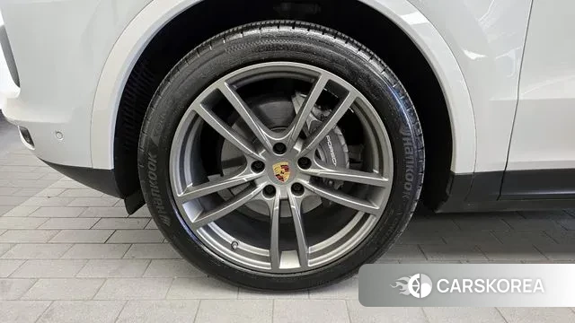 Porsche Cayenne (PO536) id 3530075 из Кореи 15