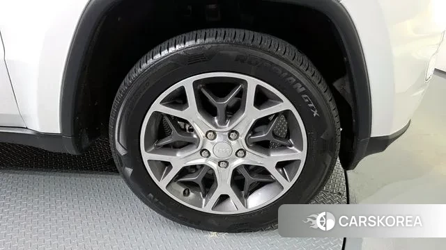 Jeep Grand Cherokee id 2995504 из Кореи 15