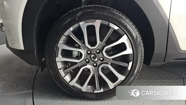 Ssangyong The New Torres id 3751042 из Кореи 15