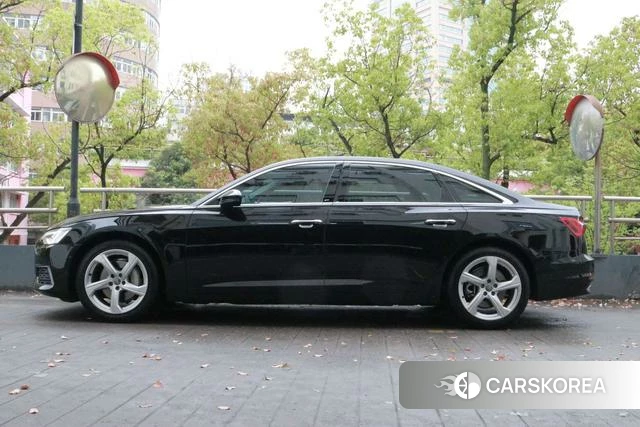 Audi A6L id 4258368 из Китая 11