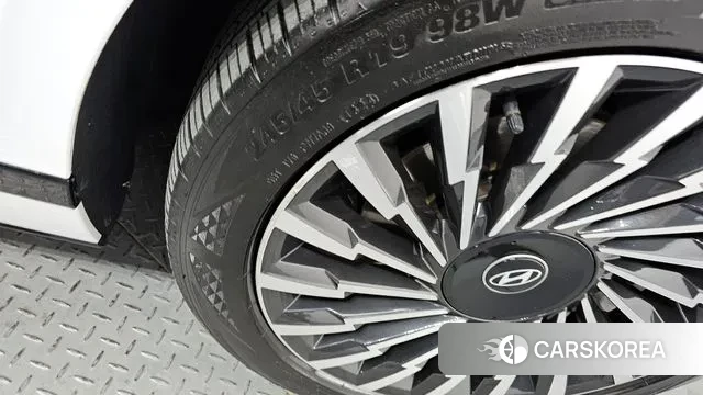 Hyundai Grandeur (GN7) id 3393853 из Кореи 15