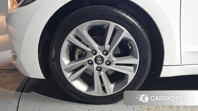 Hyundai Avante AD id 4626527 из Кореи 26