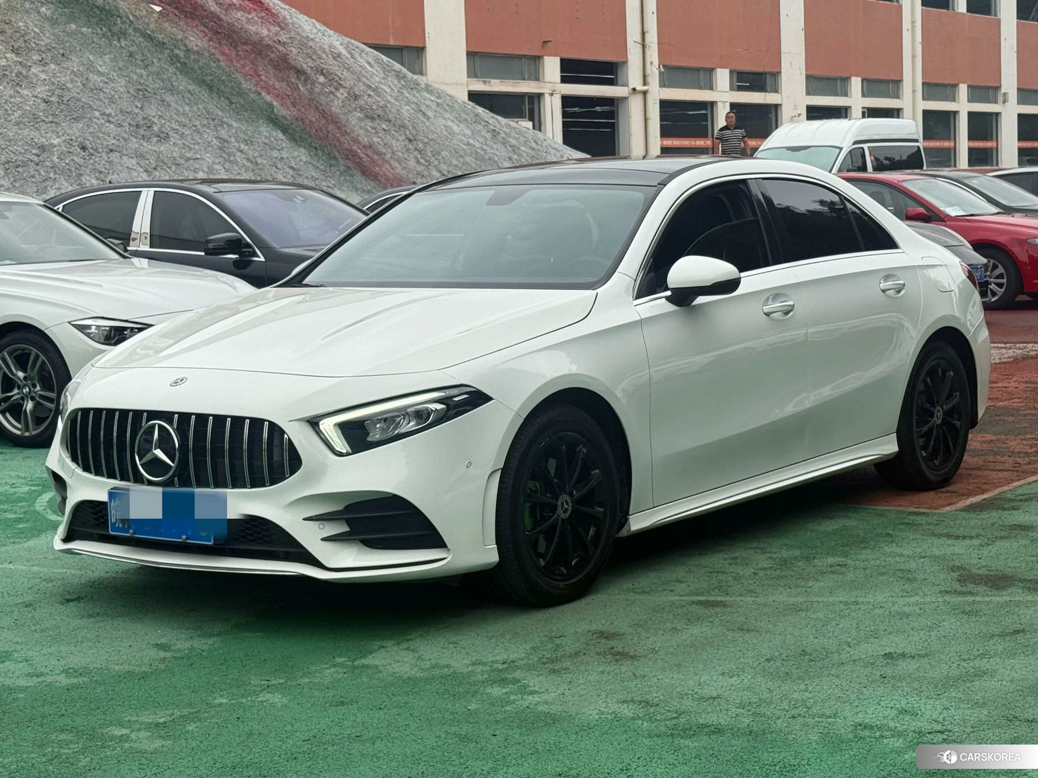 Mercedes-Benz Class A 2021 Белый из Китая, фото 5