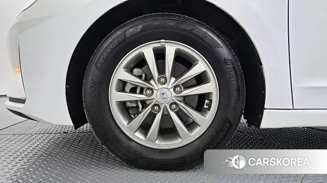 Hyundai The New Avante AD id 3504961 из Кореи 15