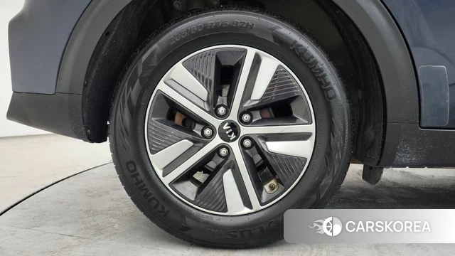 Kia The New Niro id 4775661 из Кореи 15