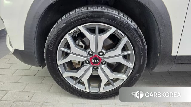 Kia Seltos id 4759765 из Кореи 26