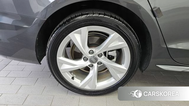 Audi A4 (B9) id 4501374 из Кореи 28