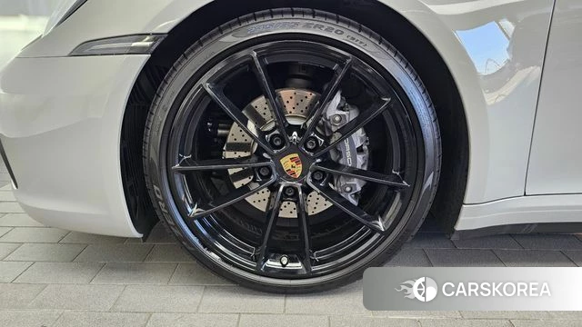 Porsche 911(992) id 4894702 из Кореи 28