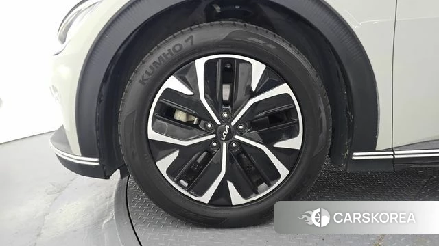 Kia EV6 id 4224015 из Кореи 15