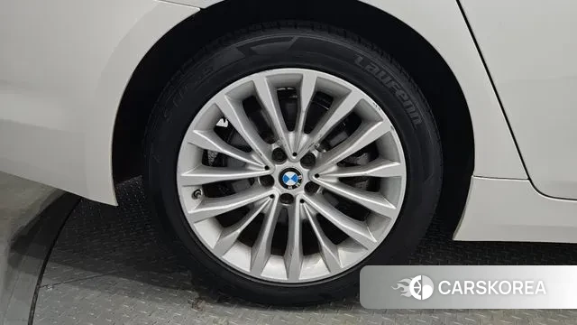 BMW 5 Series (G30) id 3464119 из Кореи 15