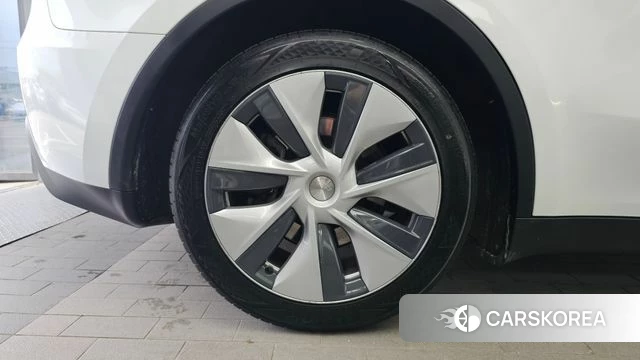 Tesla Model Y id 4571769 из Кореи 15