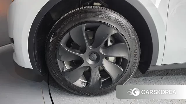 Tesla Model Y id 3405237 из Кореи 15