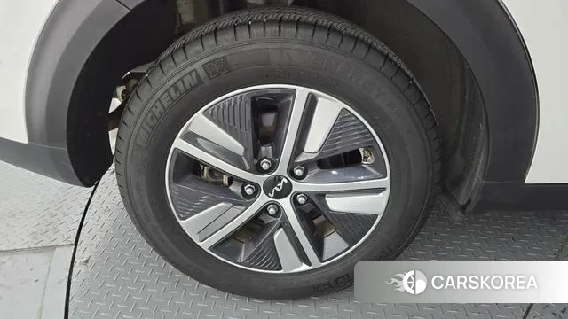 Kia The New Niro id 3059153 из Кореи 15