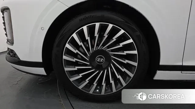 Hyundai Grandeur Hybrid (GN7) id 3007180 из Кореи 15